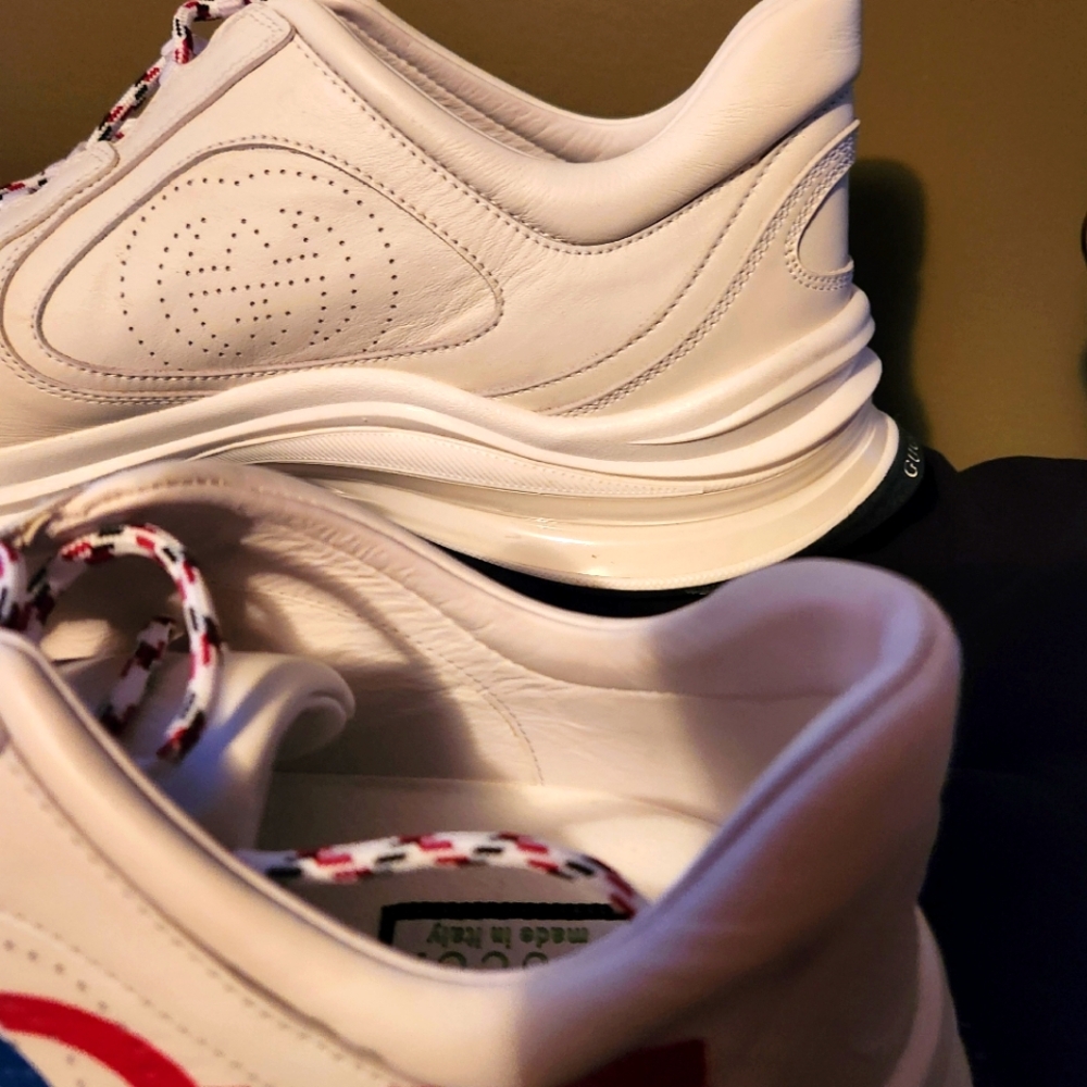 SOLD💚NWOT Gucci run leather sneakers 10 - Picture 3 of 8